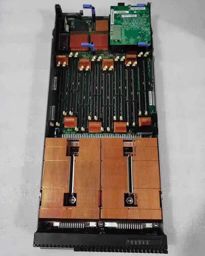 00E1516 00E4590 Serveur lame IBM Flex System p260 3,2 GHz, carte mère 7895-22X