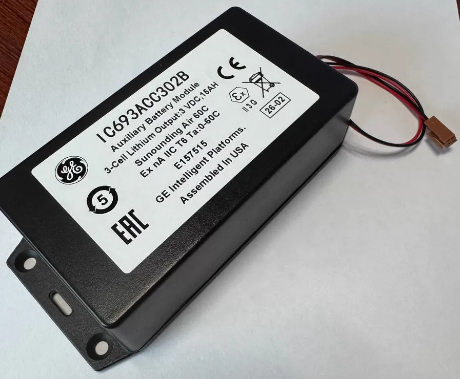GE FANUC IC693ACC302B 15Ah Lithium Auxiliary Battery Module with Mounting Holes