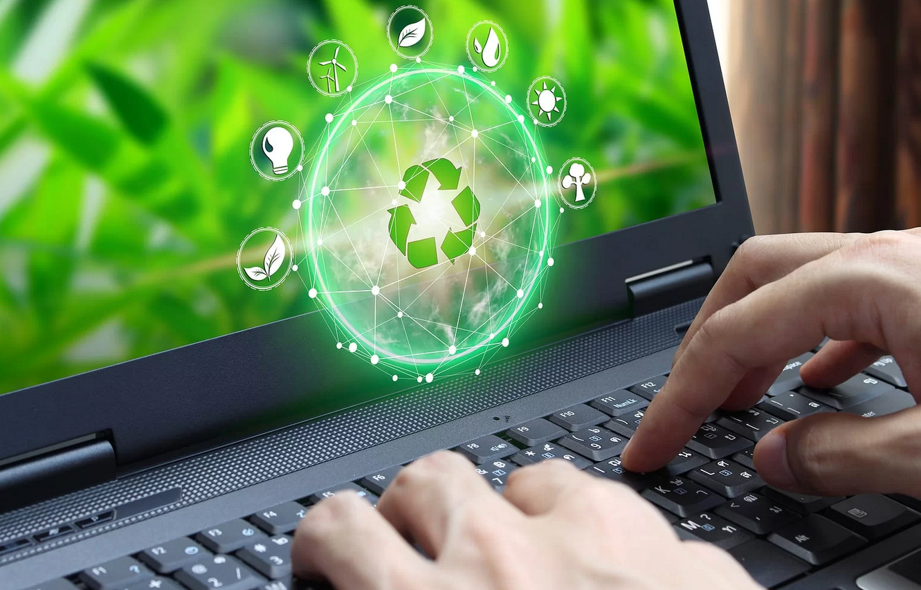 The Green Side of Technology: Minimizing the Environmental Impact of Laptop Batteries