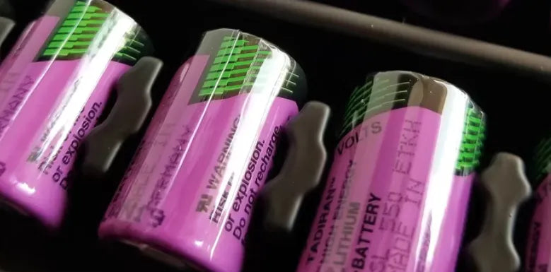 Tadiran SL-550 1/2AA ER14250/S 3.6V High-Temperature Lithium Battery